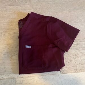 Figs Deep Maroon Scrub Top XS